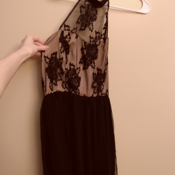 Mystic Dresses & Skirts - 4/$25 Halter lace overlay chiffon skirting dress